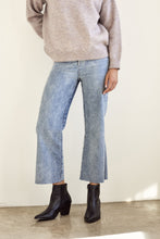 Load image into Gallery viewer, Donna Jeans